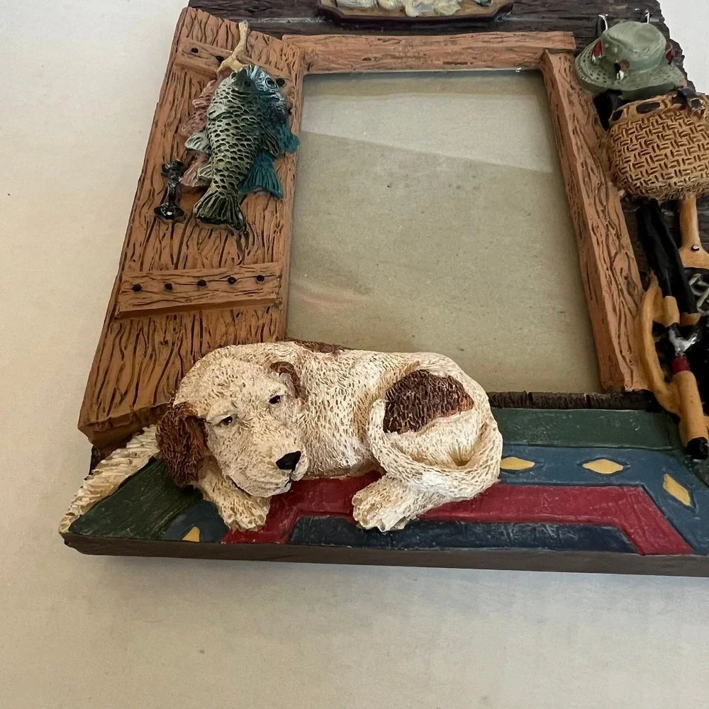 Vtg Rustic Fishing Cabin Resin Picture Frame Sleeping Dog Rods Net Lodge Decor